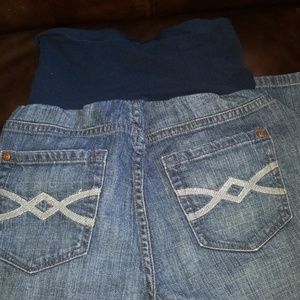 maternity jeans size M